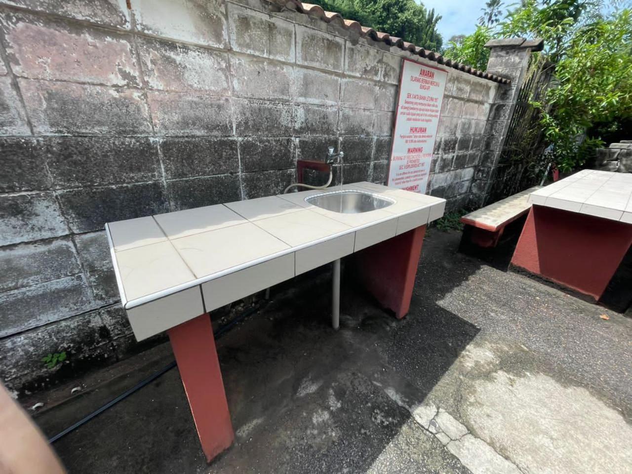 Apartment 1-10pax Doorstep Private & Swimming Pool Port Dickson