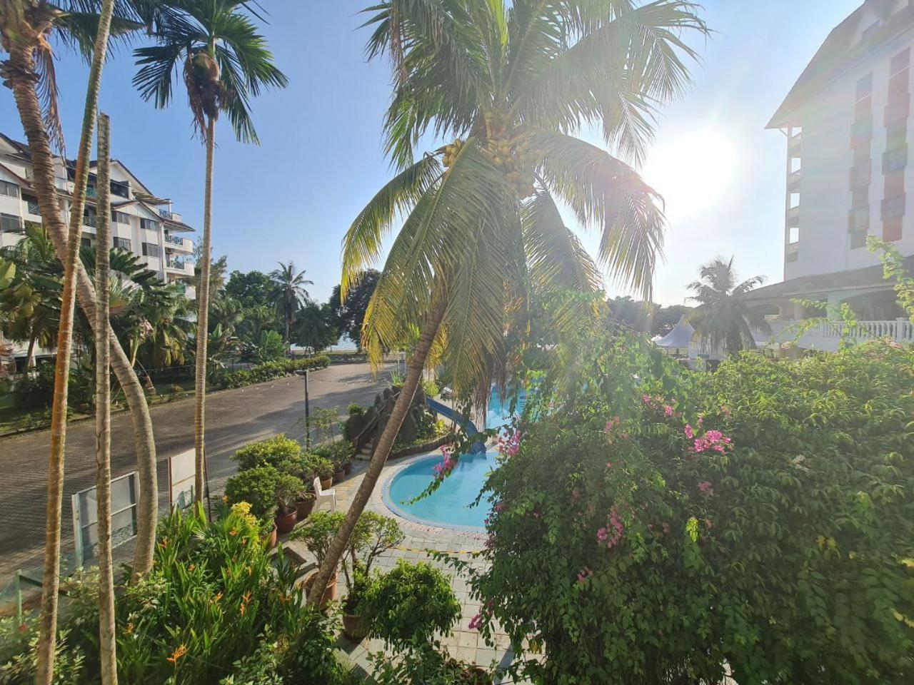 1-10pax Doorstep Private & Swimming Pool Apartment