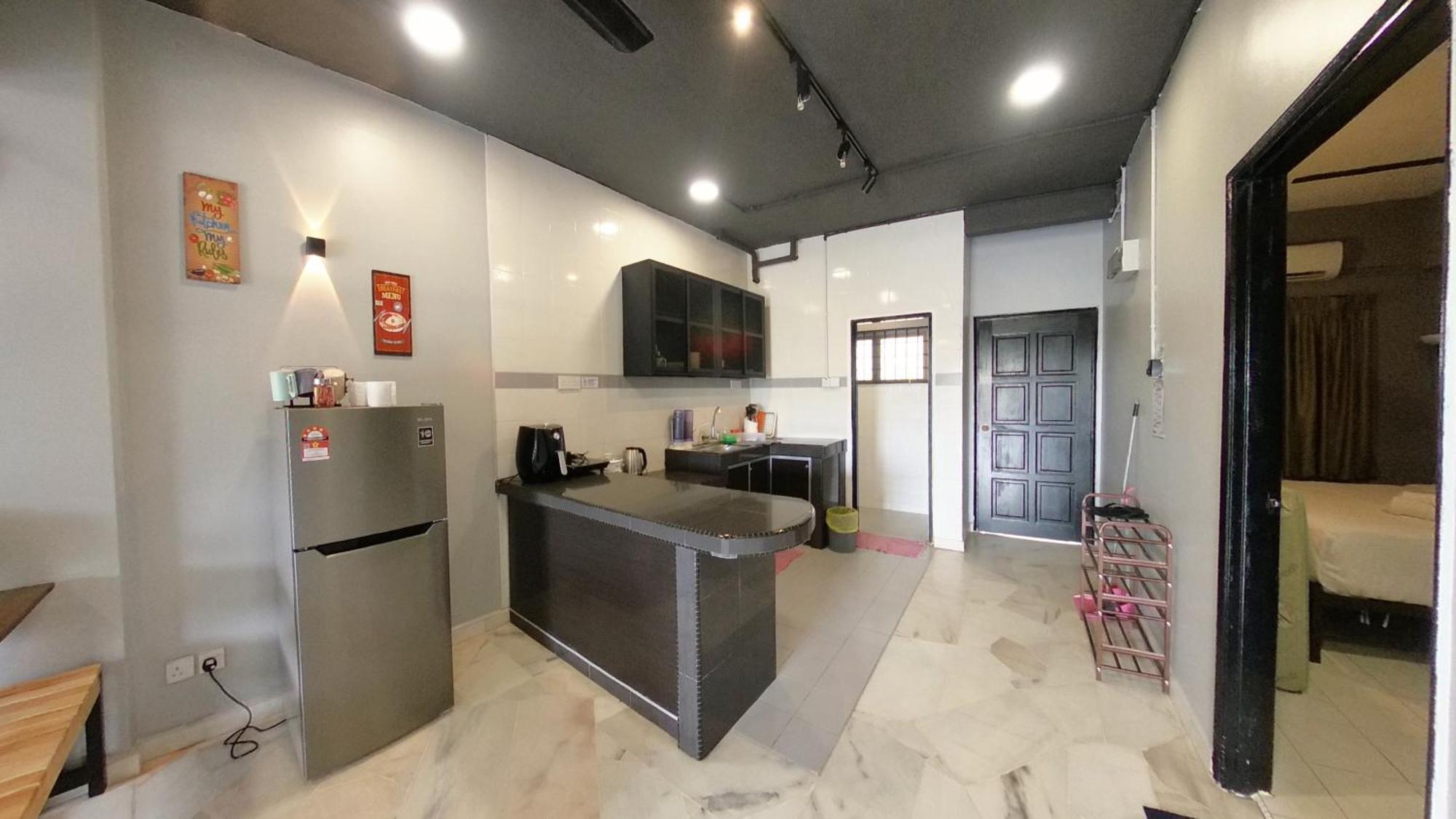 1-10pax Doorstep Private & Swimming Pool Apartment Port Dickson
