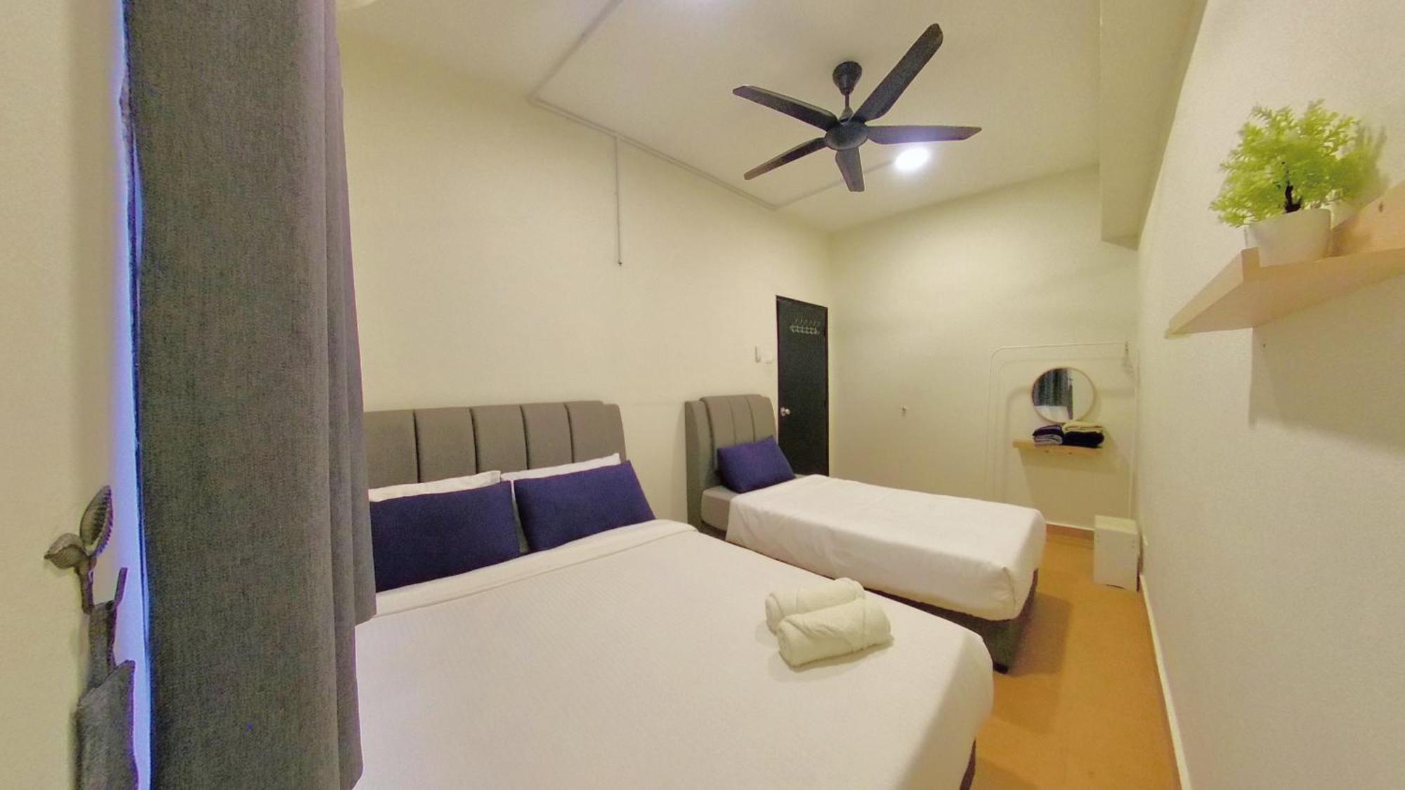 Apartment 1-10pax Doorstep Private & Swimming Pool Port Dickson
