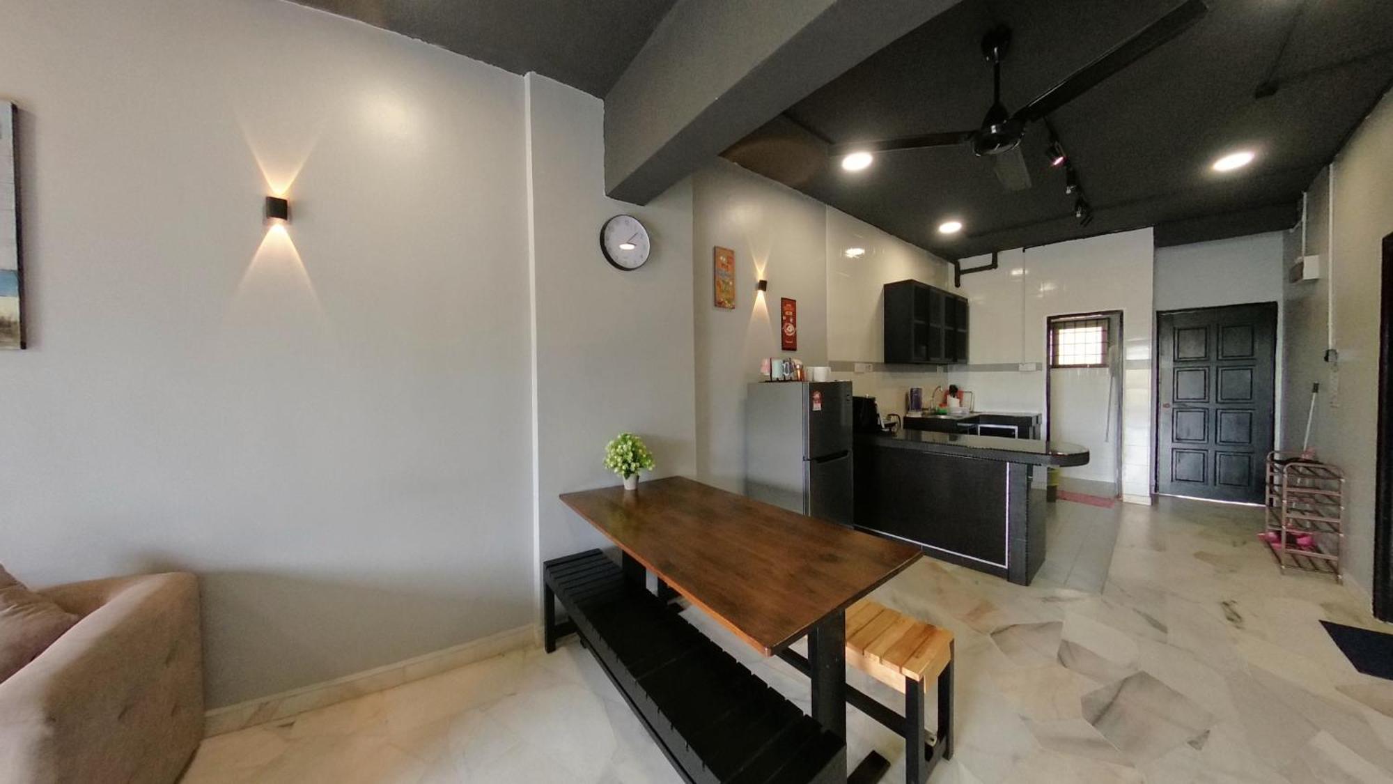 1-10pax Doorstep Private & Swimming Pool Apartment Port Dickson