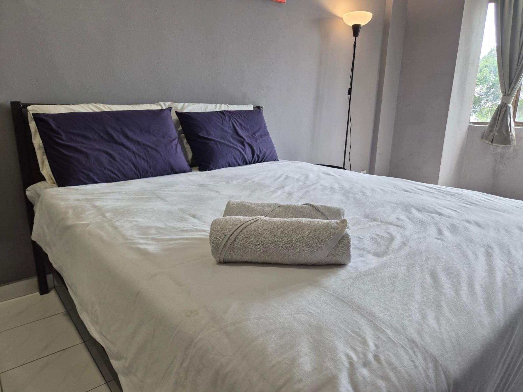 1-10pax Doorstep Private & Swimming Pool * Port Dickson
