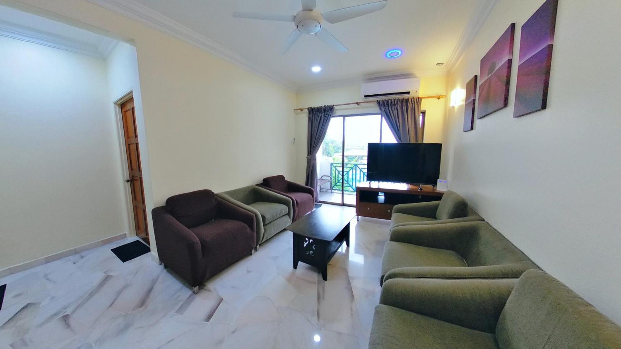 1-10pax Doorstep Private & Swimming Pool *