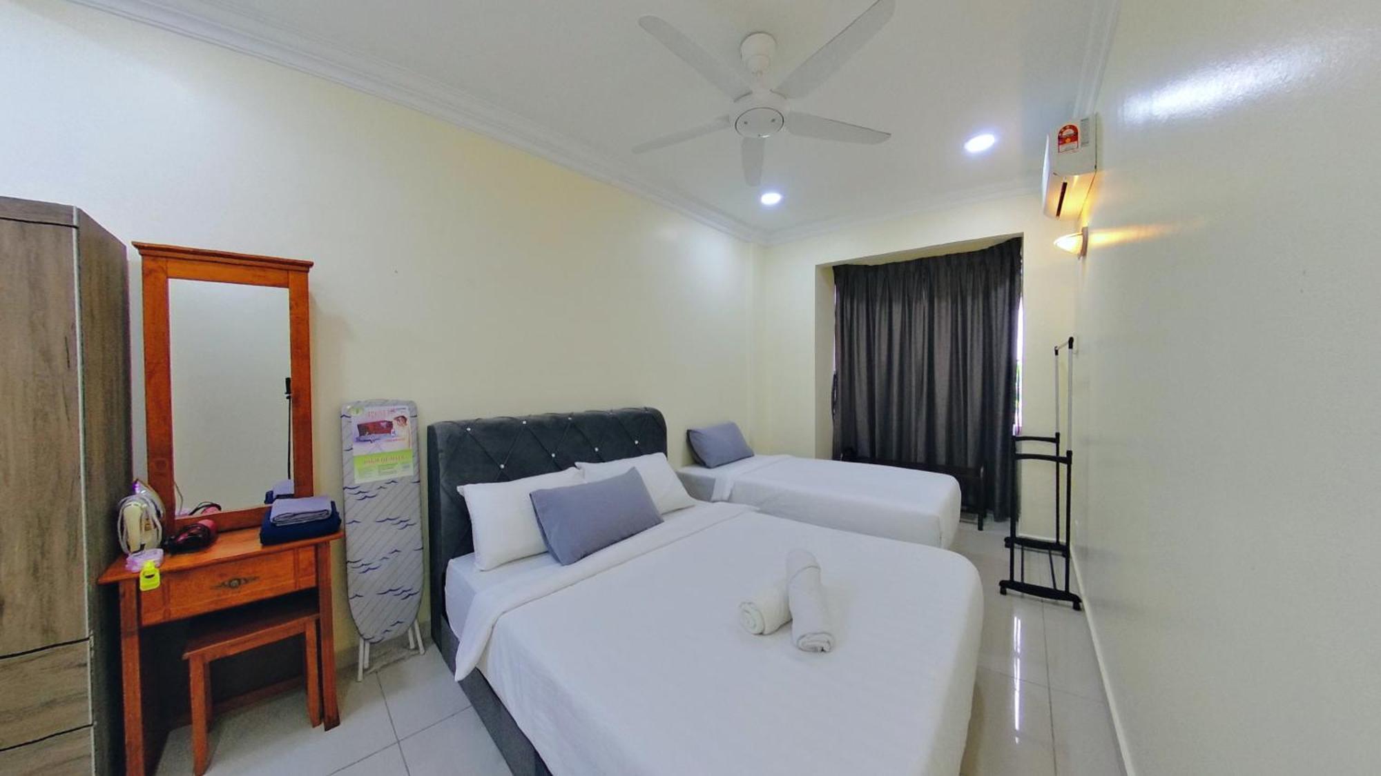1-10pax Doorstep Private & Swimming Pool * Port Dickson