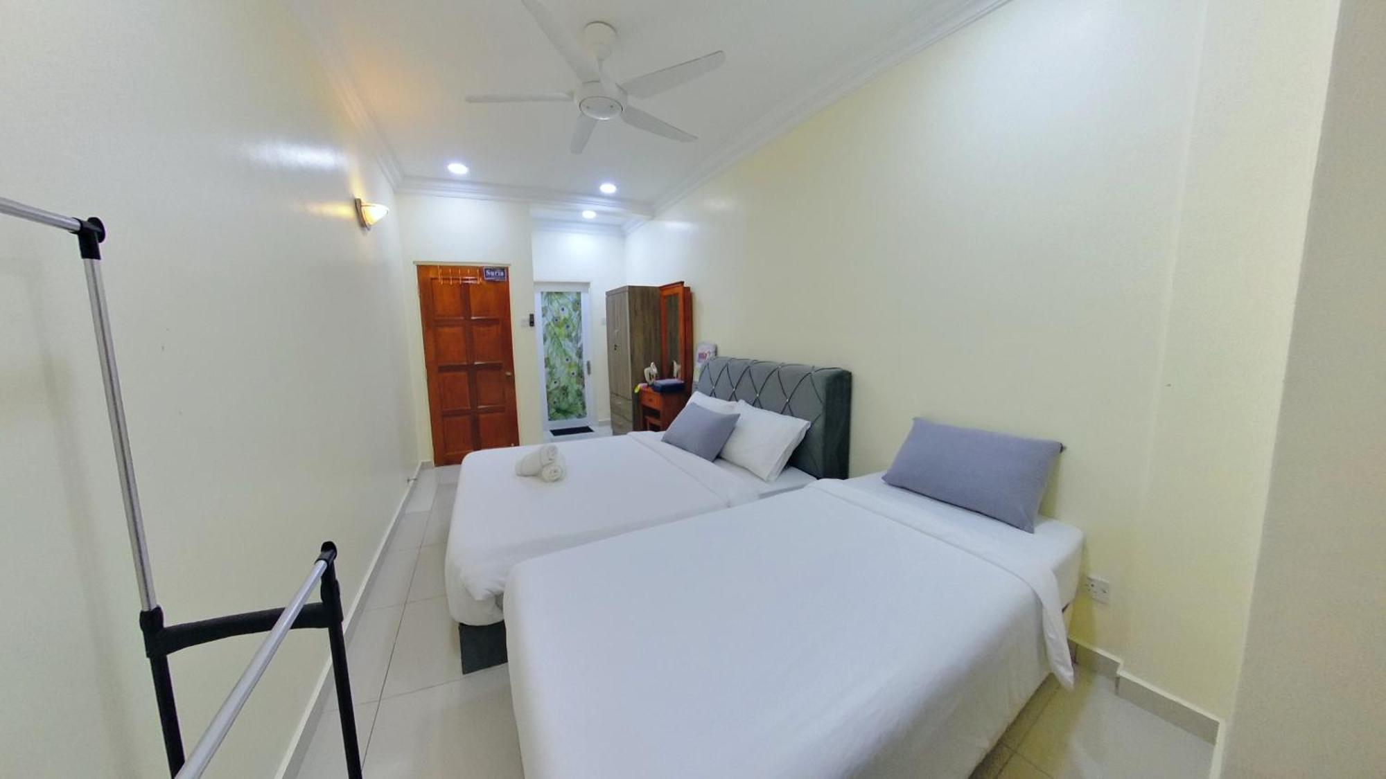 1-10pax Doorstep Private & Swimming Pool Apartment Port Dickson